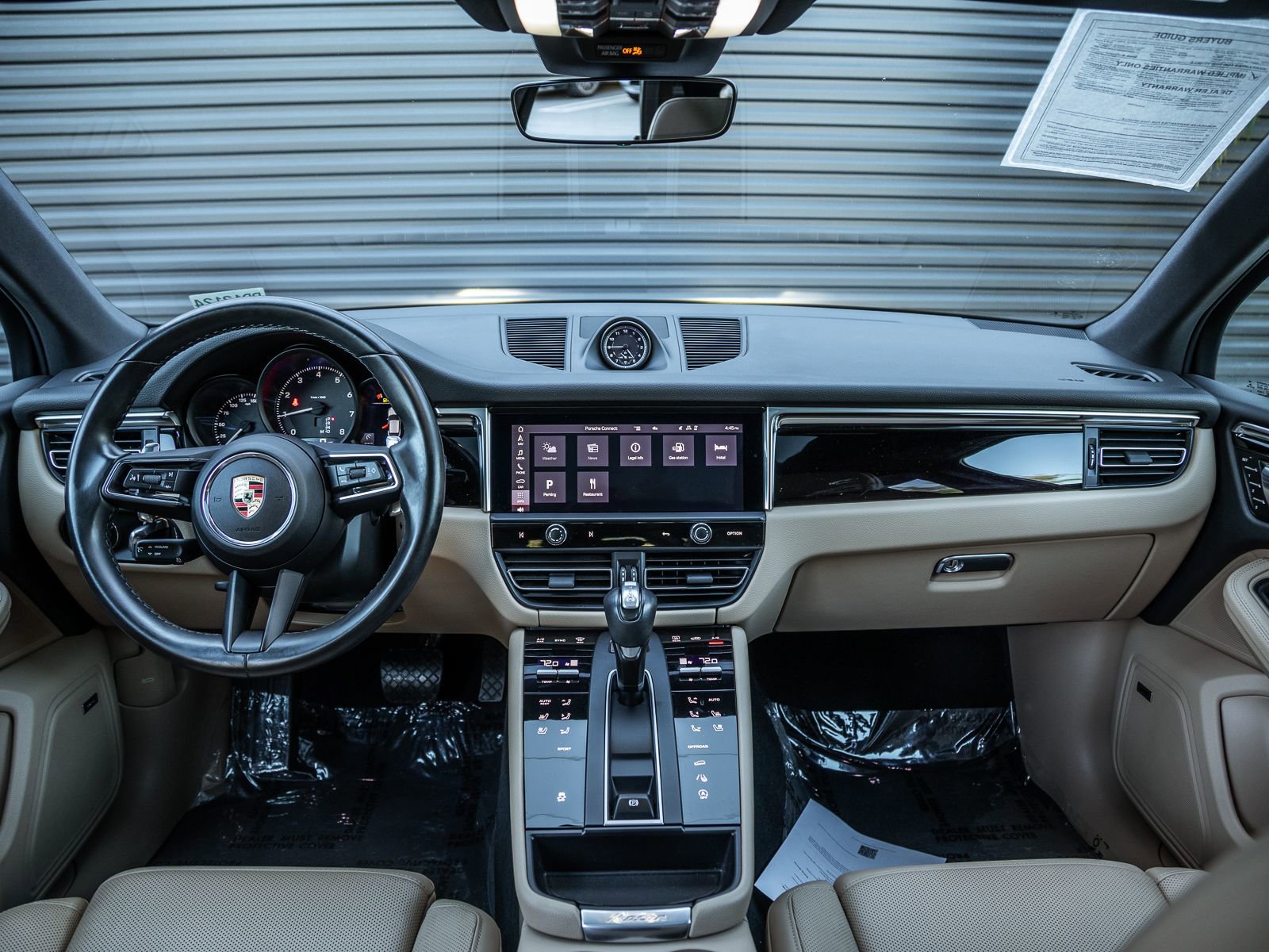 Certified 2022 Porsche Macan image 12