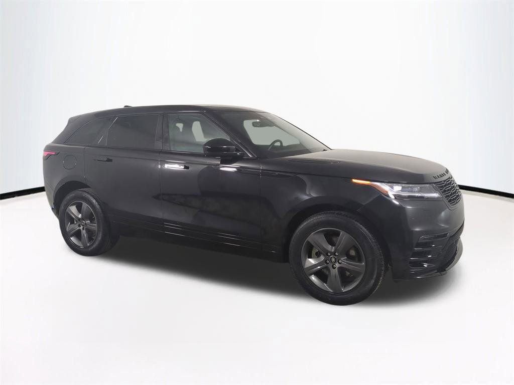 Used 2025 Land Rover Range Rover Velar Dynamic SE image 2