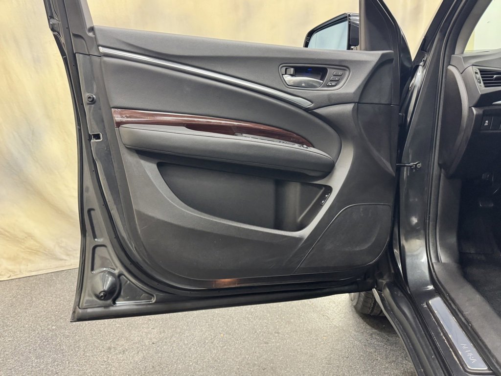 Used 2016 Acura MDX SH-AWD image 12