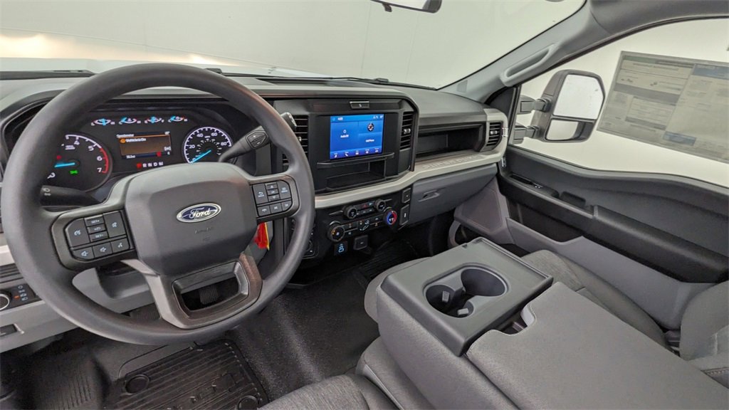 New 2026 Ford F250 XL image 3