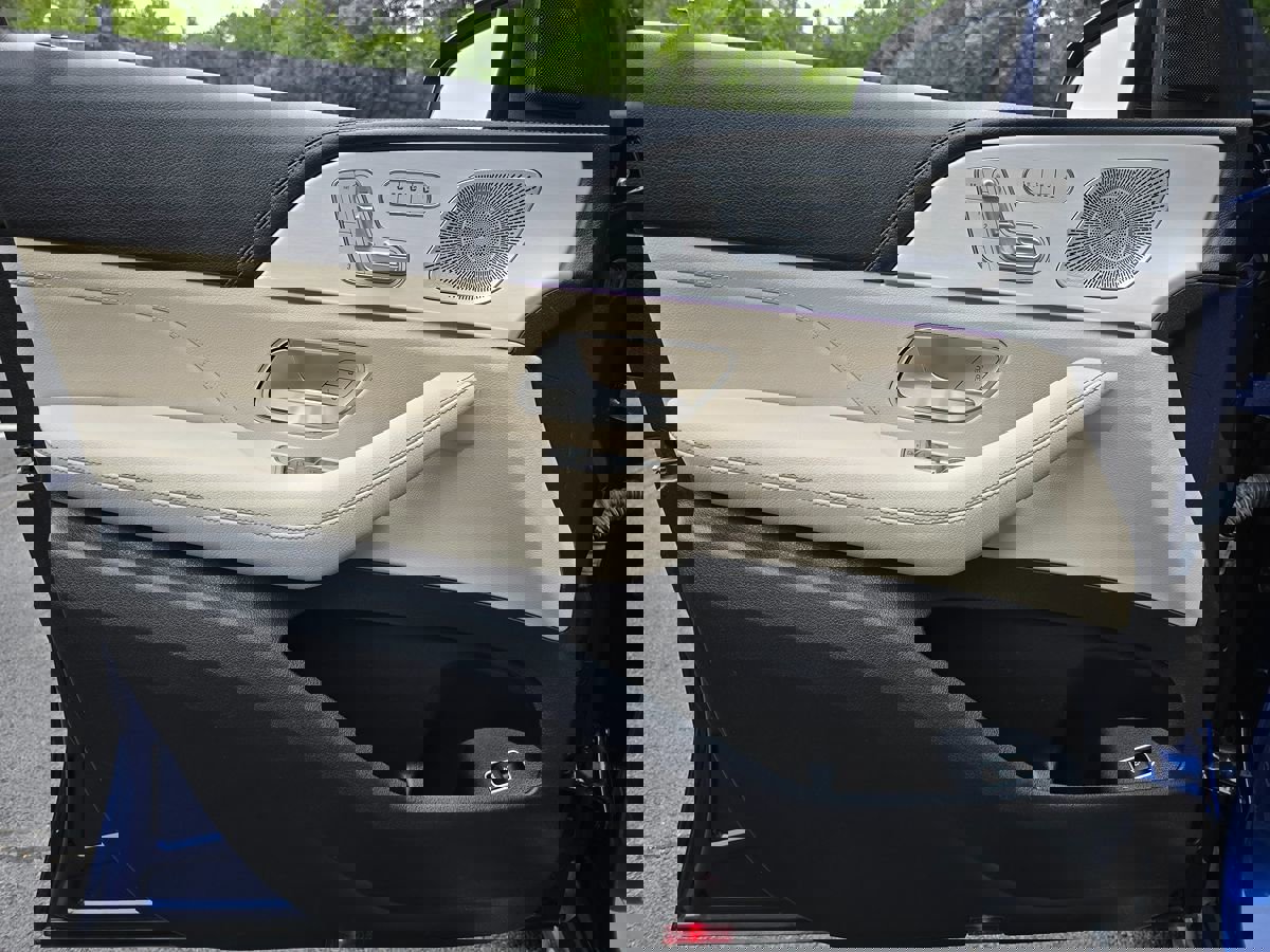 Used 2022 Mercedes-Benz GLS 450 4MATIC image 33