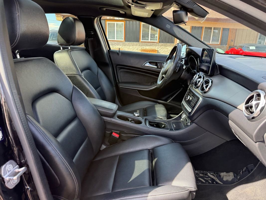 Used 2019 Mercedes-Benz GLA 250 4MATIC image 22