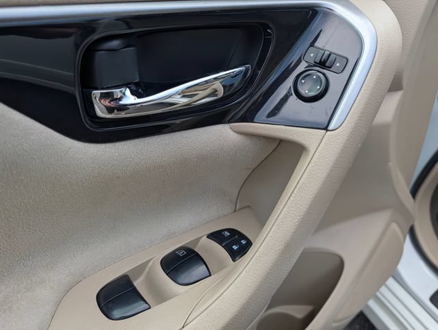 Used 2013 Nissan Altima 2.5 SV FWD image 14