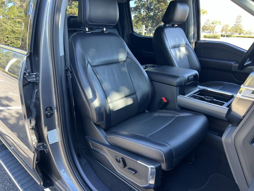 Used 2024 Ford F250 Lariat w/ Chrome Package image 28