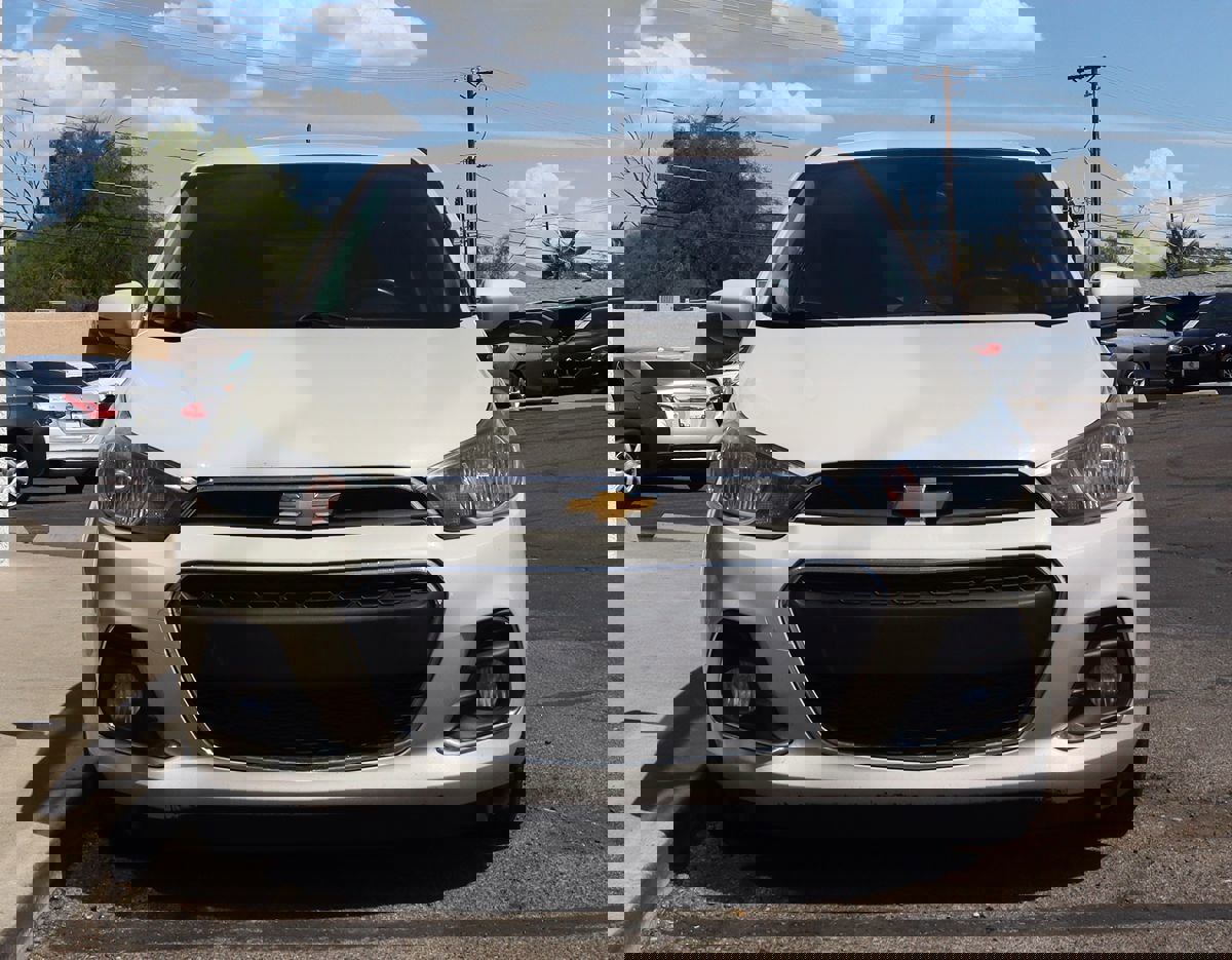 Used 2016 Chevrolet Spark LT w/ Driver Confidence Package image 16