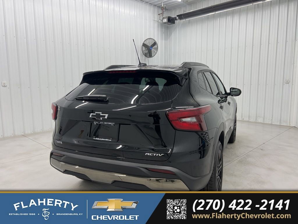 New 2026 Chevrolet Trax ACTIV FWD video 3