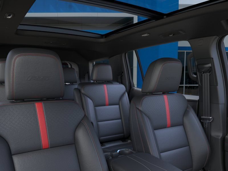 New 2026 Chevrolet Traverse RS w/ LPO, Floor Liner Package AWD/4WD image 24
