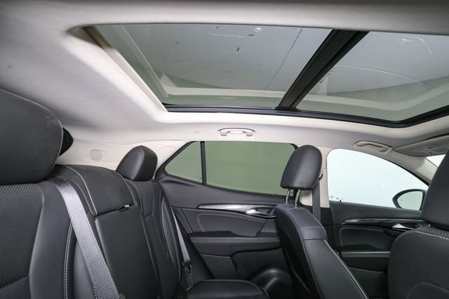 Used 2022 Buick Envision Essence w/ Safety Package FWD image 19