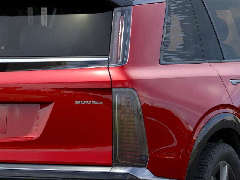 New 2026 Cadillac Vistiq Luxury w/ LPO, Floor Liner Package image 11