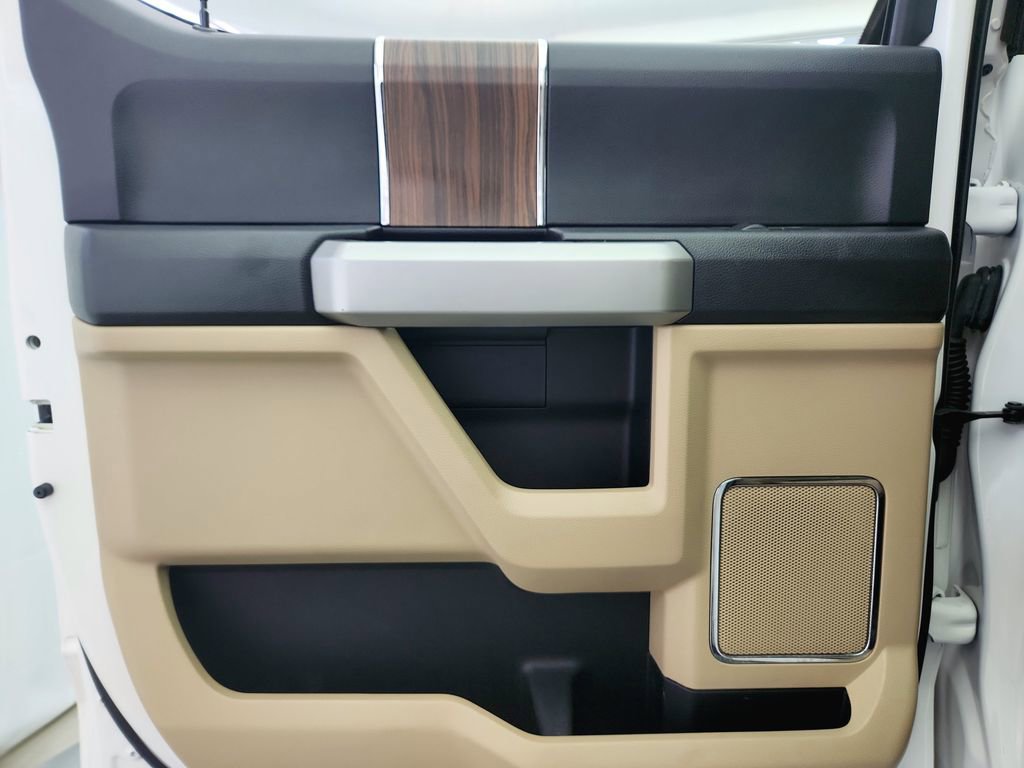 Used 2017 Ford F150 Lariat w/ Equipment Group 501A Mid image 27