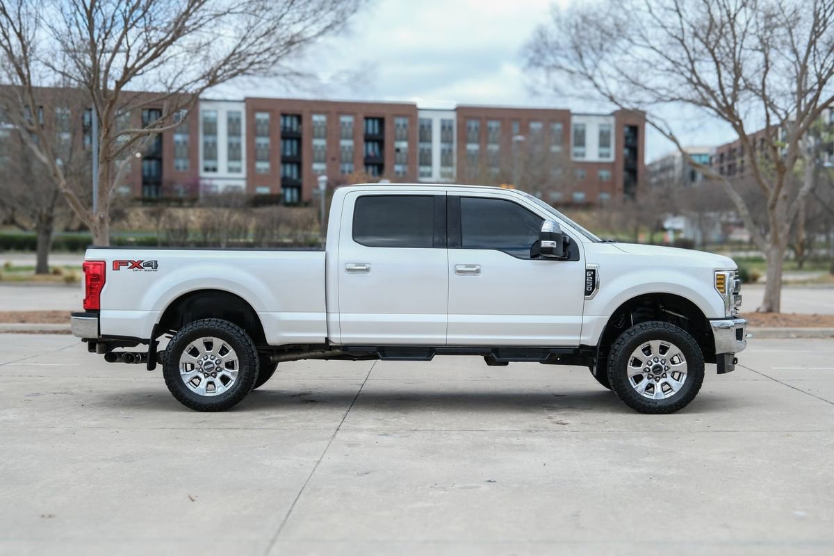 Used 2018 Ford F250 Lariat w/ Chrome Package image 15