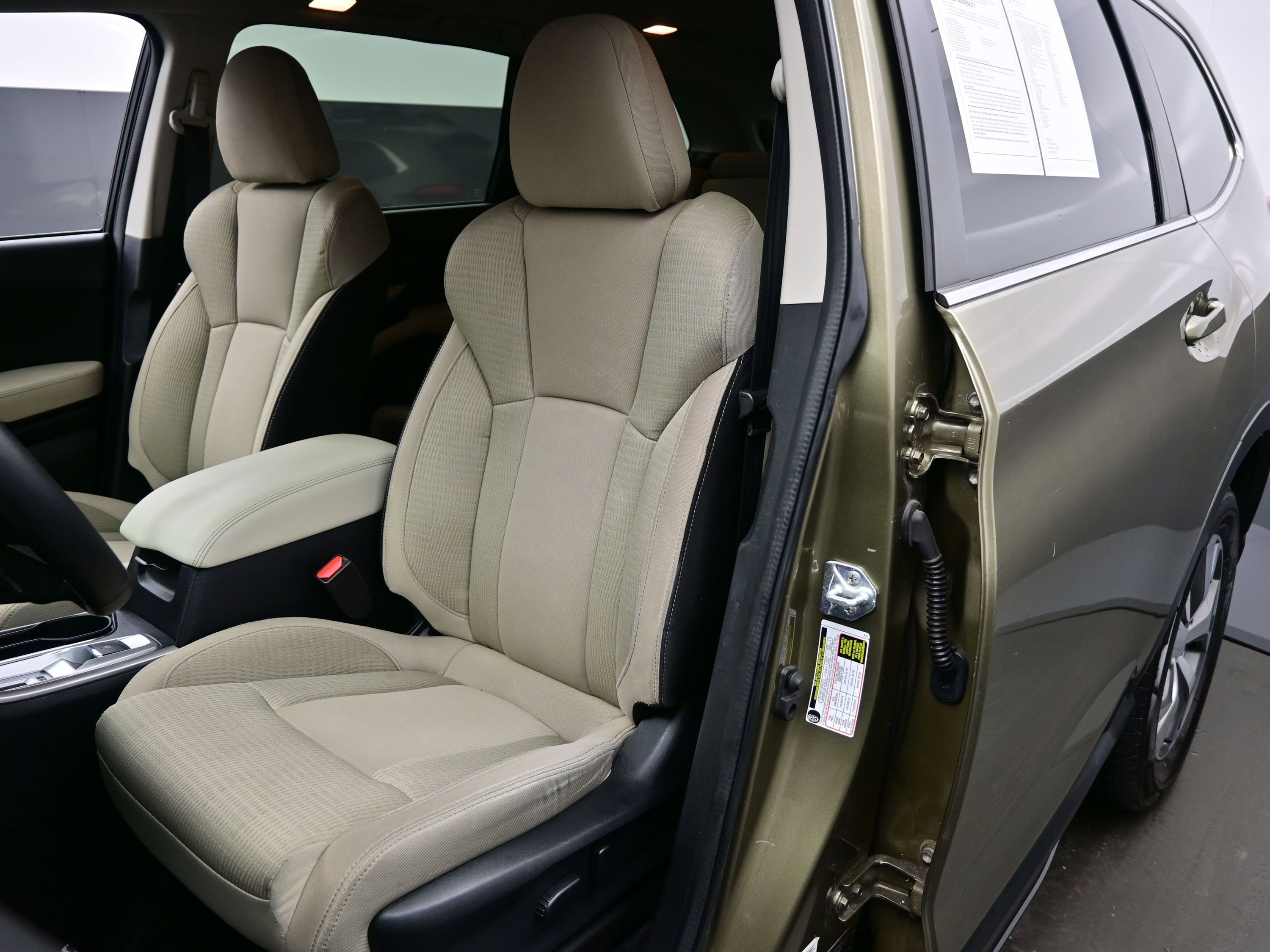 Used 2022 Subaru Ascent Premium w/ Convenience Package AWD/4WD image 12