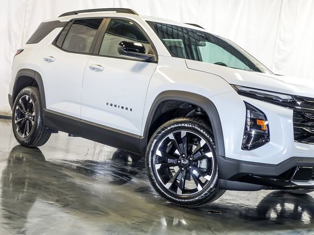 New 2026 Chevrolet Equinox RS w/ LPO, Floor Liner Package image 5