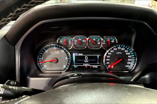 Used 2018 Chevrolet Silverado 1500 LT AWD/4WD image 14