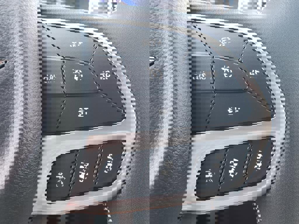 New 2026 Chrysler Pacifica Select image 22