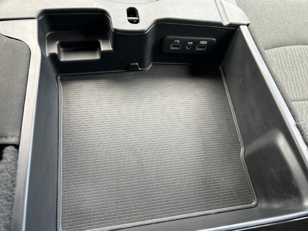 Used 2024 RAM 1500 Warlock AWD/4WD image 23