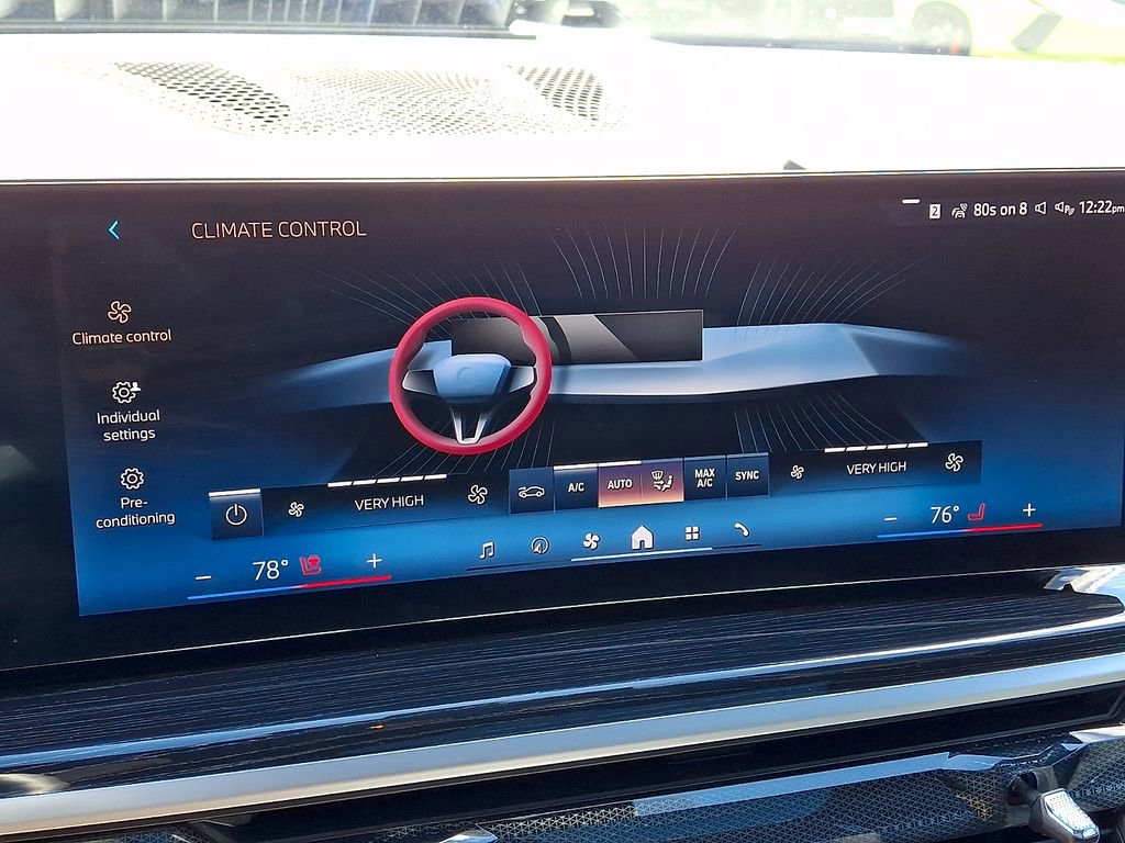 Used 2025 BMW X7 xDrive40i w/ M Sport Package image 19