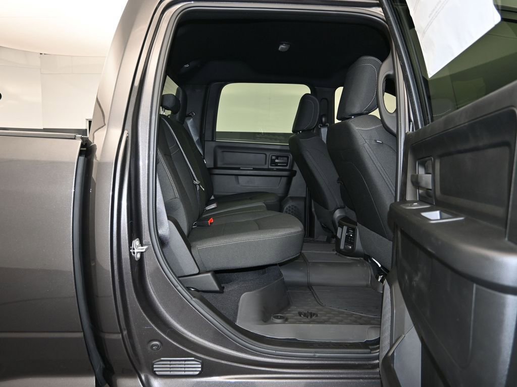 New 2026 RAM 3500 Tradesman AWD/4WD image 25