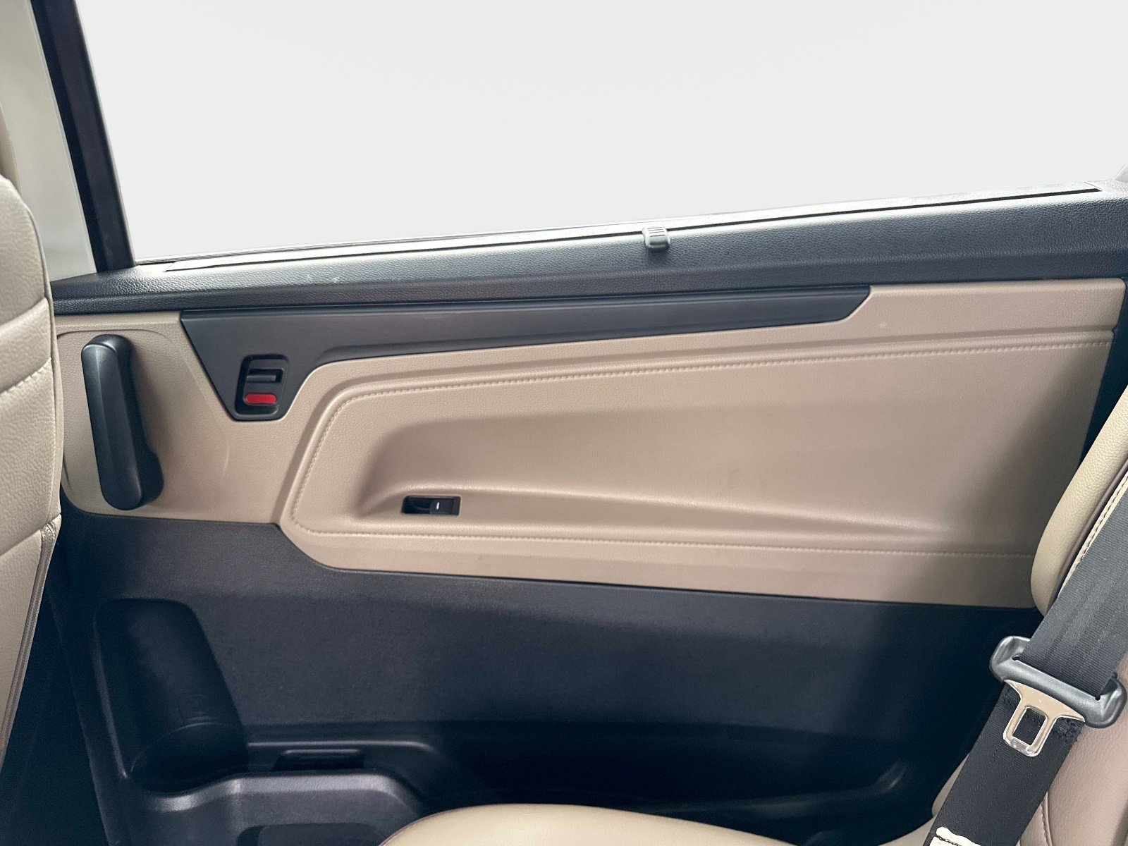 Used 2022 Honda Odyssey Elite image 11