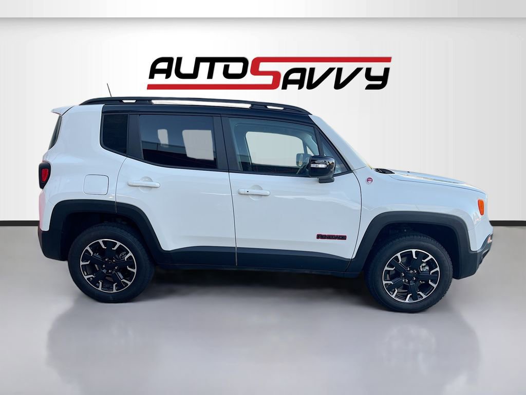 Used 2023 Jeep Renegade Trailhawk AWD/4WD image 8