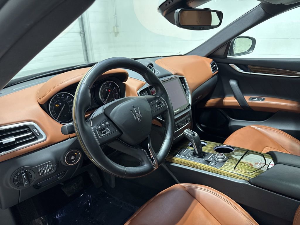 Used 2021 Maserati Ghibli S GranLusso AWD/4WD image 11