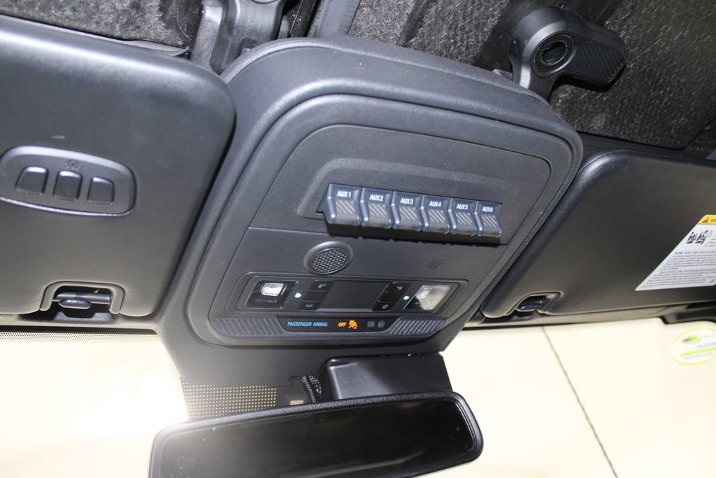 Used 2024 Ford Bronco Badlands image 43