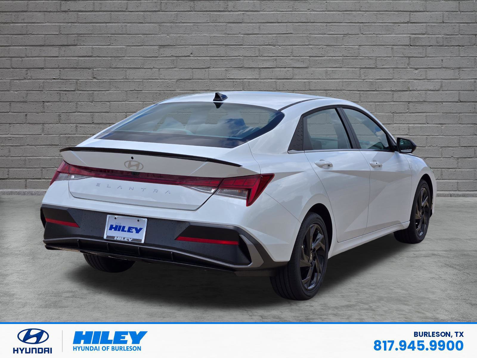 New 2026 Hyundai Elantra SEL Sport Premium FWD image 4
