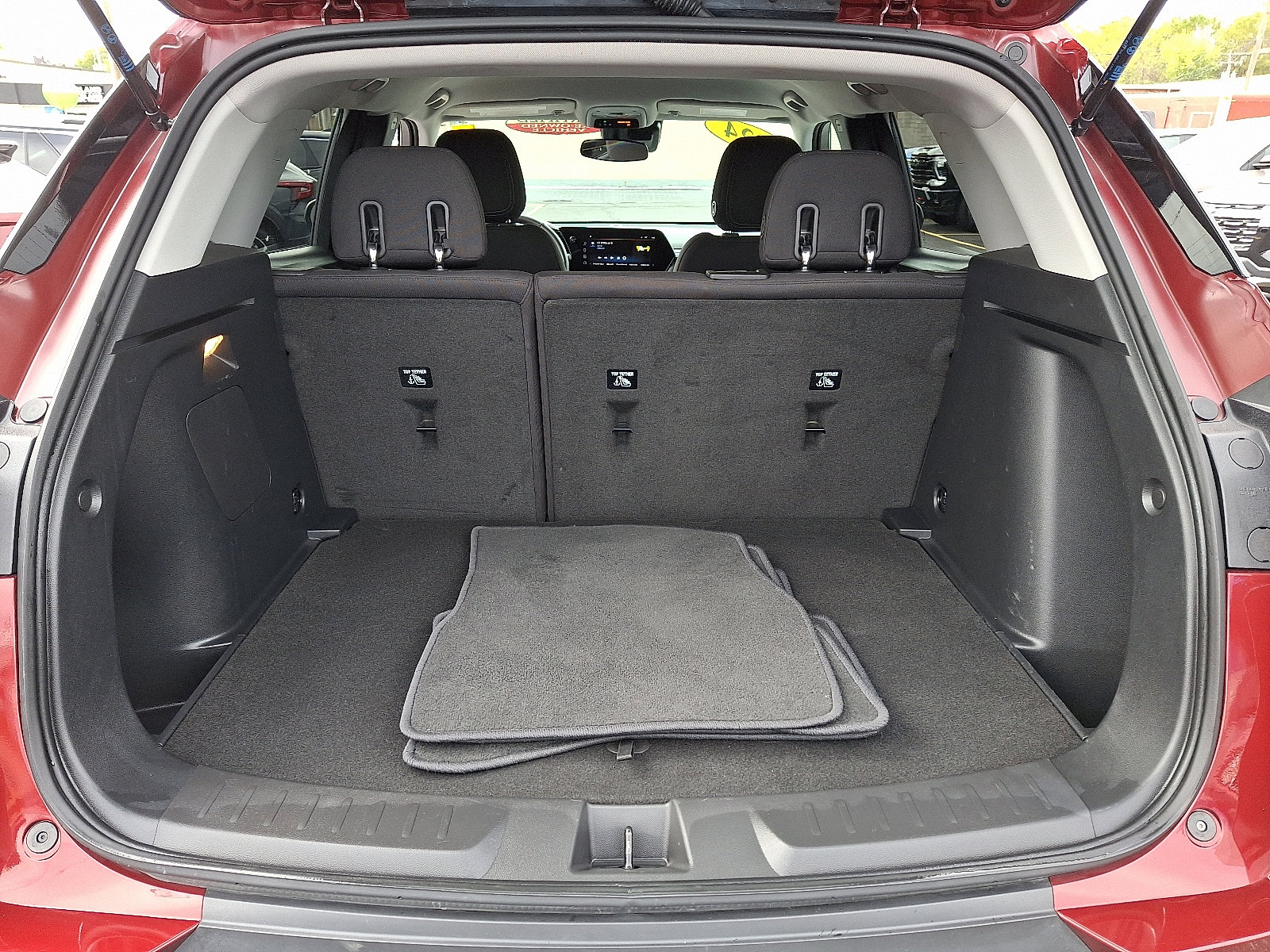 Used 2024 Chevrolet TrailBlazer LT w/ LT Cold Weather Package image 27