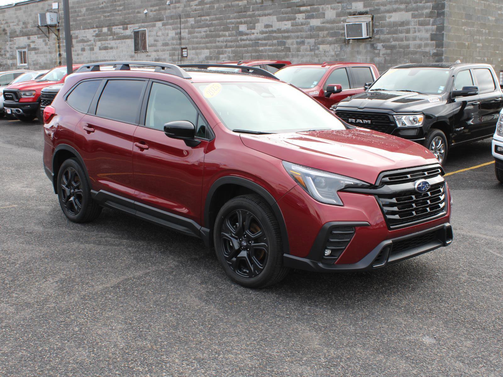 Used 2025 Subaru Ascent Bronze Edition image 3