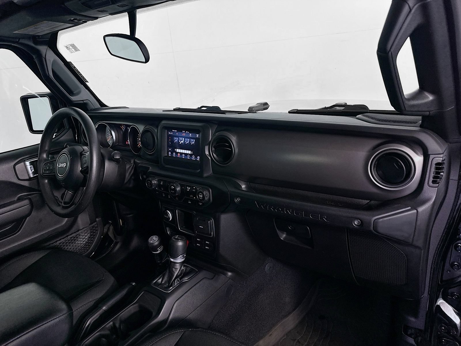 Used 2023 Jeep Wrangler Unlimited Sport AWD/4WD image 26