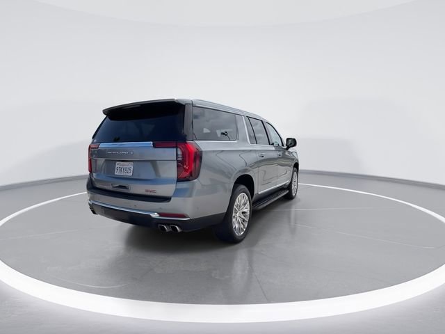 Used 2025 GMC Yukon XL Denali AWD/4WD image 8