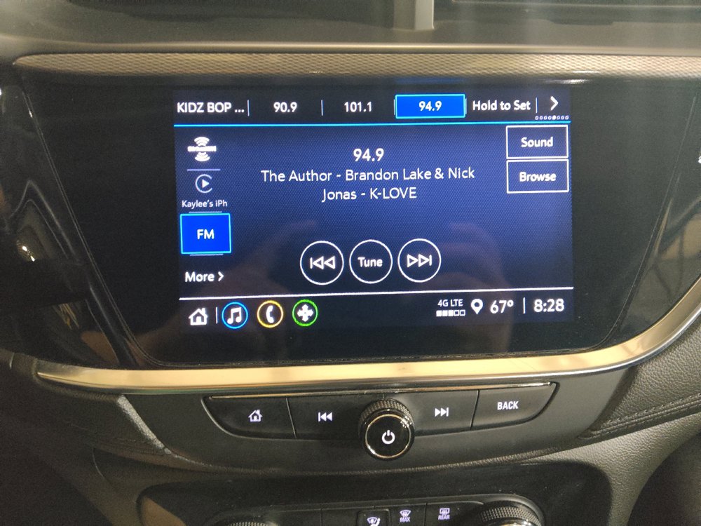 Used 2021 Buick Encore GX Preferred w/ Sport Touring Package FWD image 25