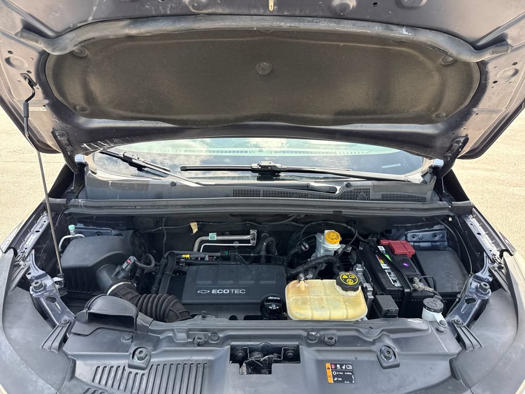 Used 2019 Chevrolet Trax LS FWD image 27