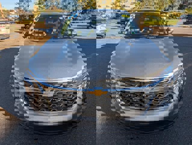 Used 2024 Chevrolet Trax LS w/ LS Convenience Package image 2