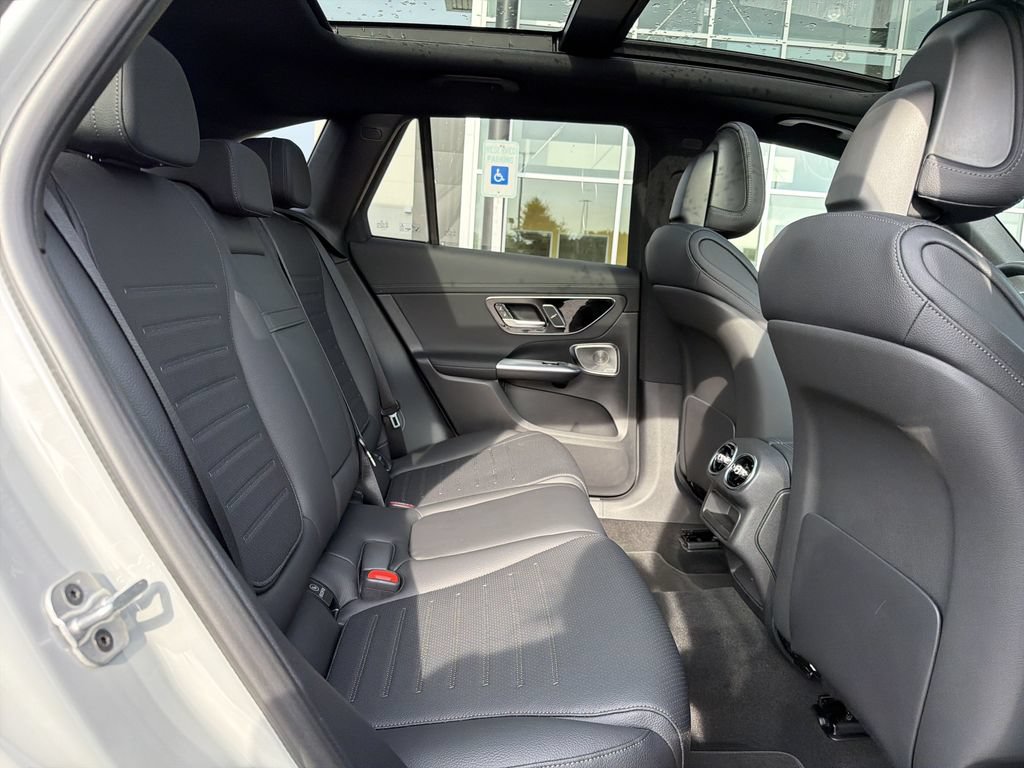 New 2026 Mercedes-Benz GLC 300 4MATIC image 16