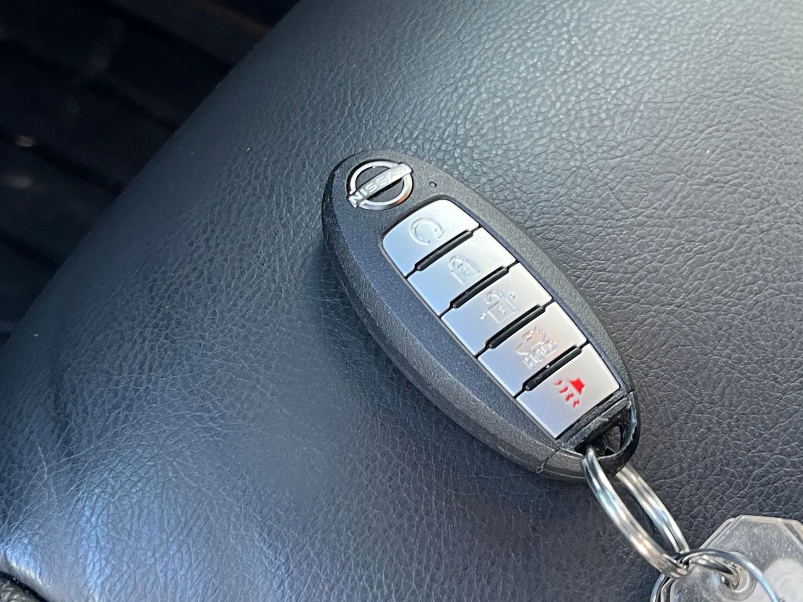 Used 2025 Nissan Altima 2.5 SR image 22