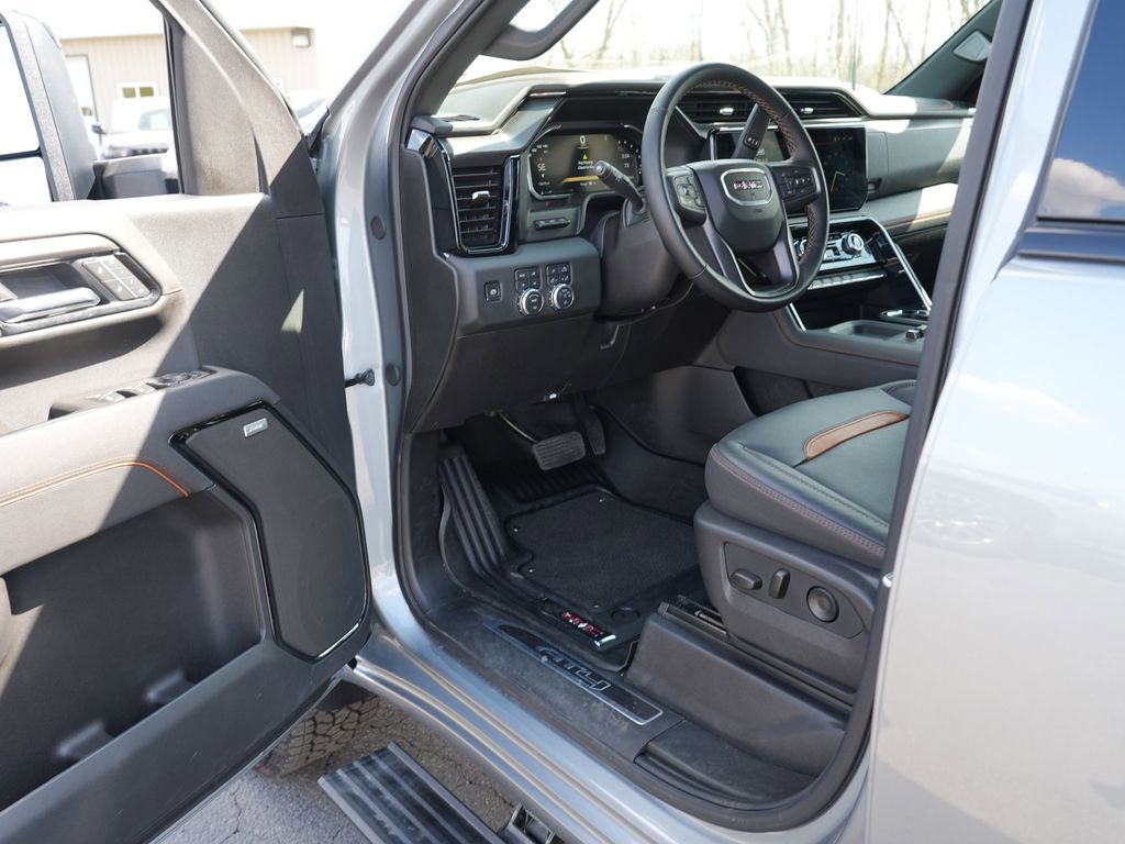 Used 2026 GMC Sierra 2500 AT4 w/ AT4 Premium Plus Package AWD/4WD image 13