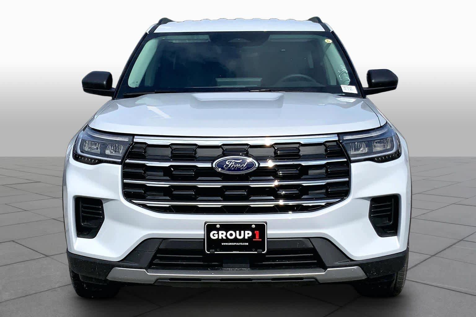 New 2026 Ford Explorer Active AWD/4WD image 3