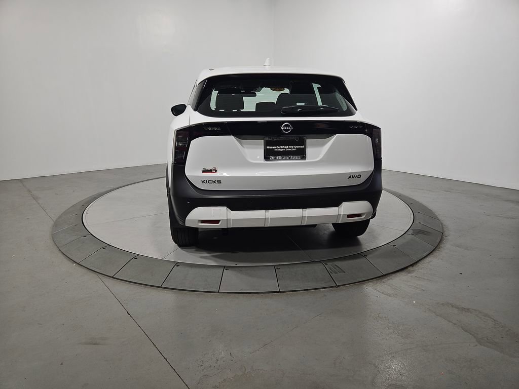Certified 2025 Nissan Kicks S image 4