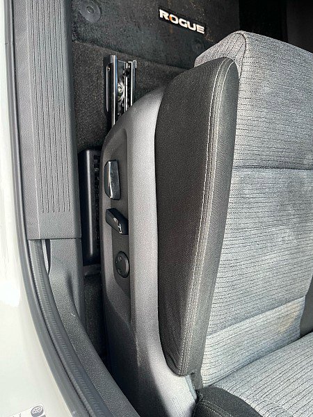 Used 2023 Nissan Rogue SV AWD/4WD image 22