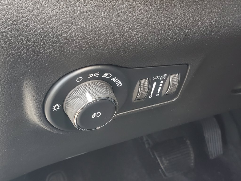 New 2026 Jeep Compass Trailhawk AWD/4WD image 9