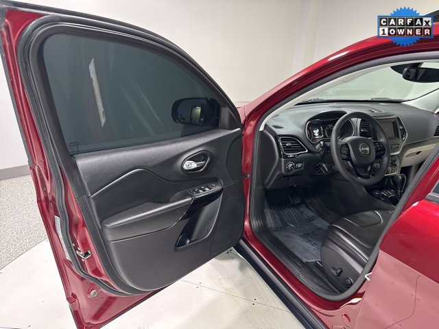 Used 2021 Jeep Cherokee Latitude Plus image 7