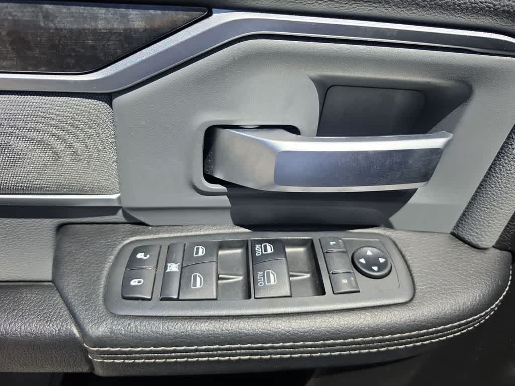 Used 2019 RAM 3500 Big Horn AWD/4WD image 13