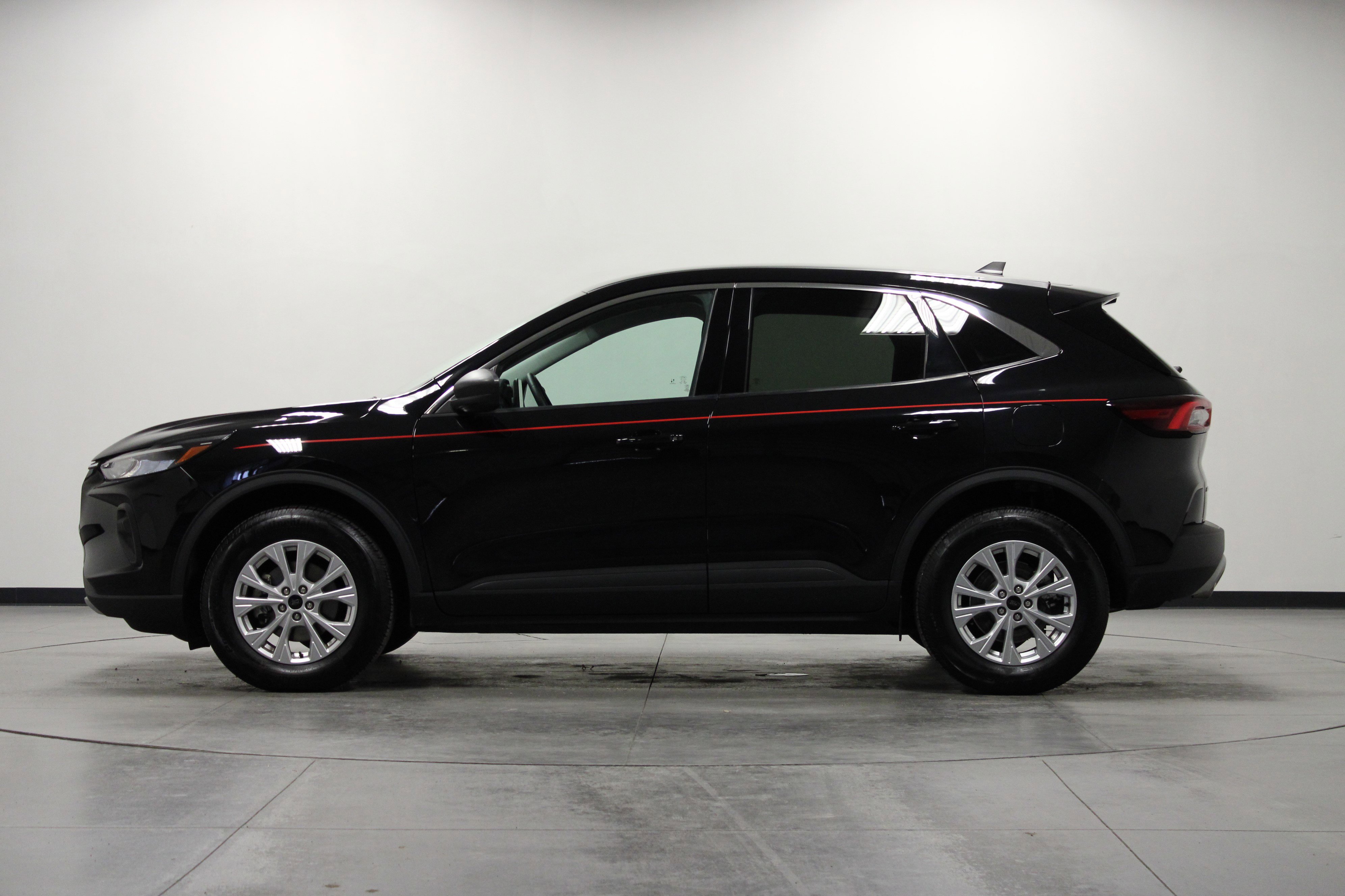 Used 2024 Ford Escape Active image 7