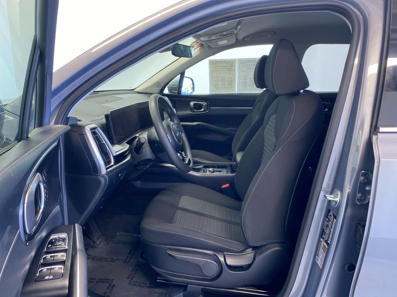 Certified 2024 Kia Sorento LX FWD image 16