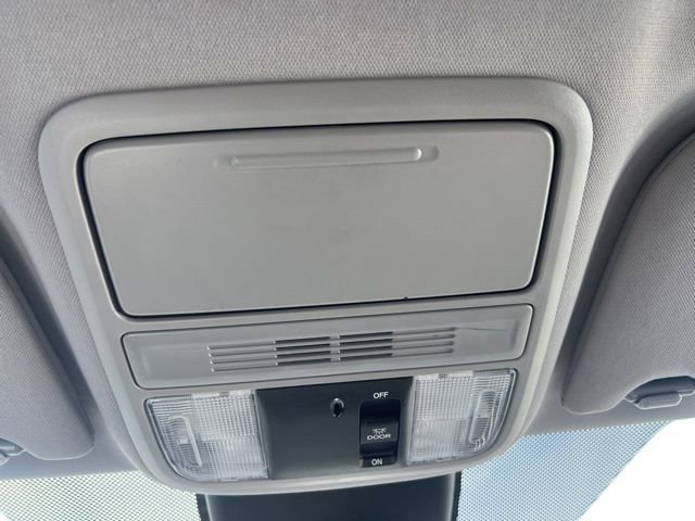 Used 2021 Honda Odyssey LX image 14