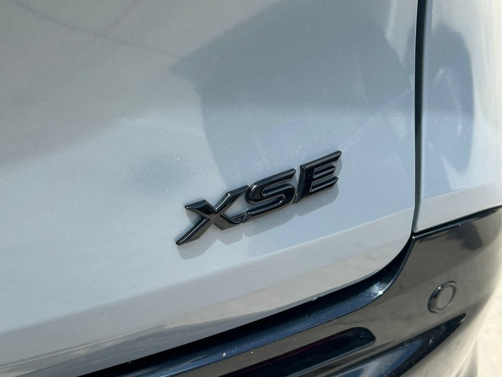 Certified 2025 Toyota Sienna XSE w/ XSE Premium Package AWD/4WD image 14