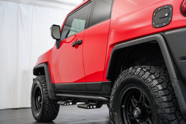 Used 2012 Toyota FJ Cruiser 4WD w/ Upgrade Pkg II image 30