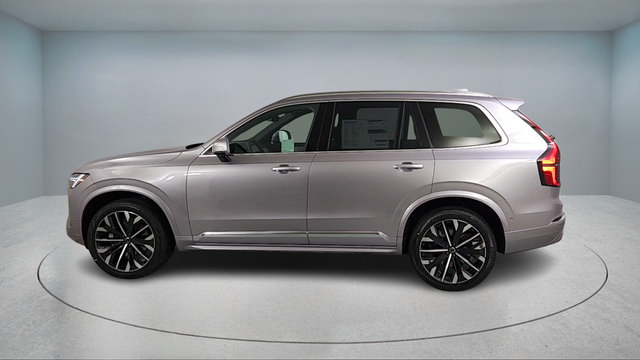 New 2026 Volvo XC90 B6 Plus w/ Protection Package Premier AWD/4WD image 4