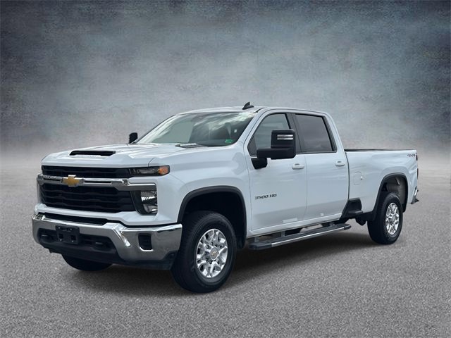 Used 2024 Chevrolet Silverado 3500 LT image 5